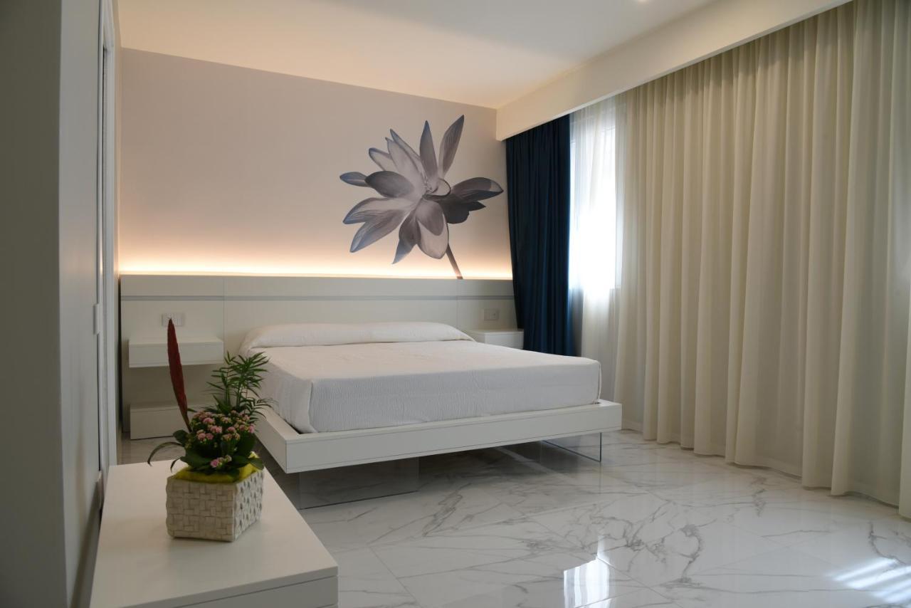 Demsi Palace Hotel & Restaurant Foggia Exteriér fotografie